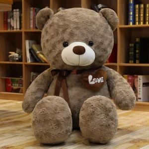 Bobby - Urso de Pelúcia Amor Marrom